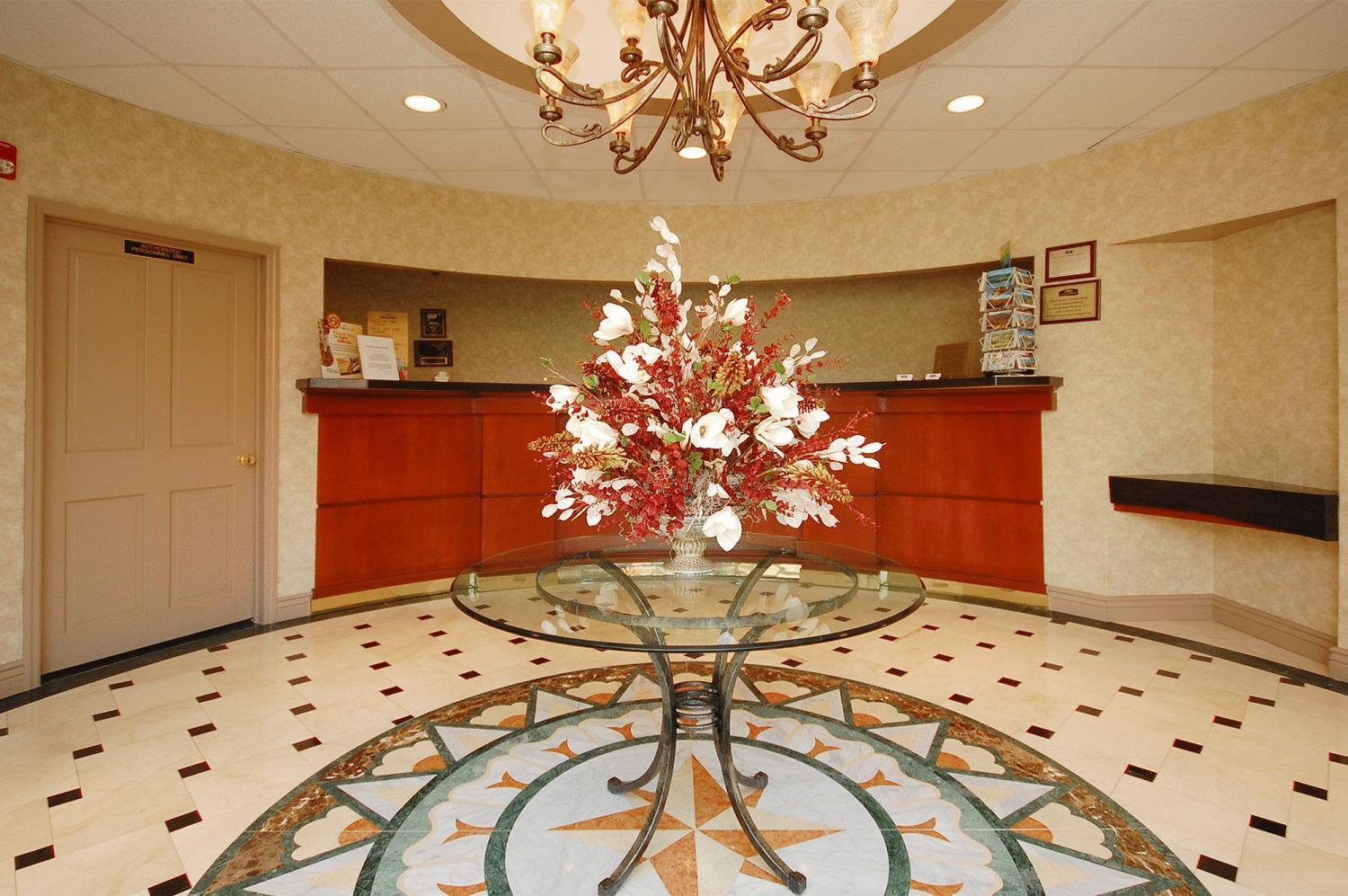 Howard Johnson By Wyndham Newburgh Extérieur photo